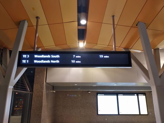 Экран рекламы торгового центра табло полета аэропорта P6 P8